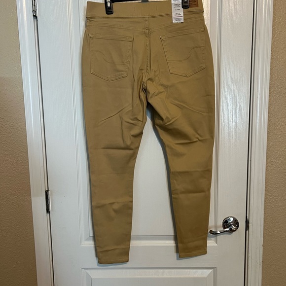 WOMENS LEVI KHAKI PANTS SIZE 14 - Picture 3 of 7